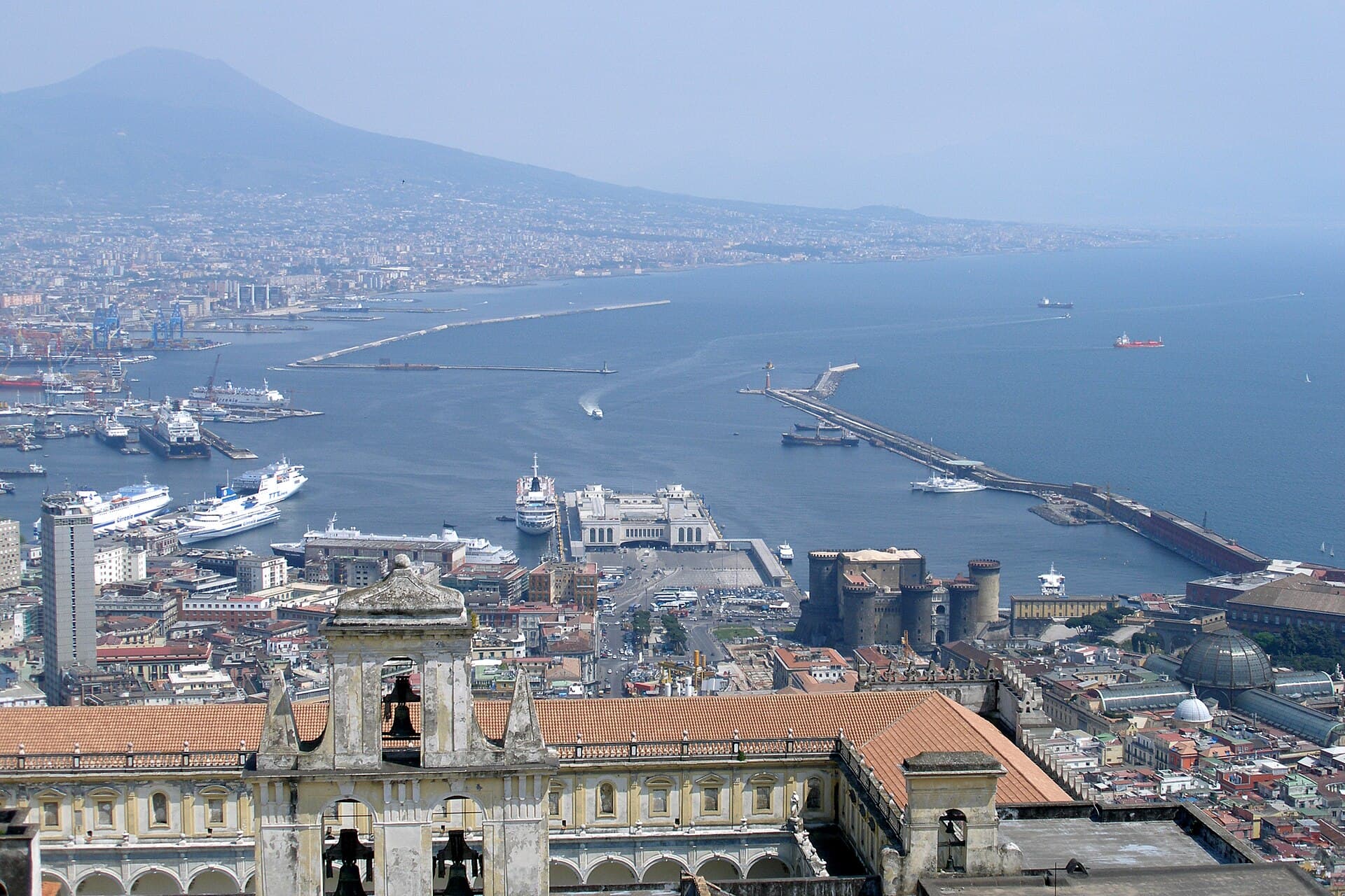 Naples Travel Guide for First-Time Visitors