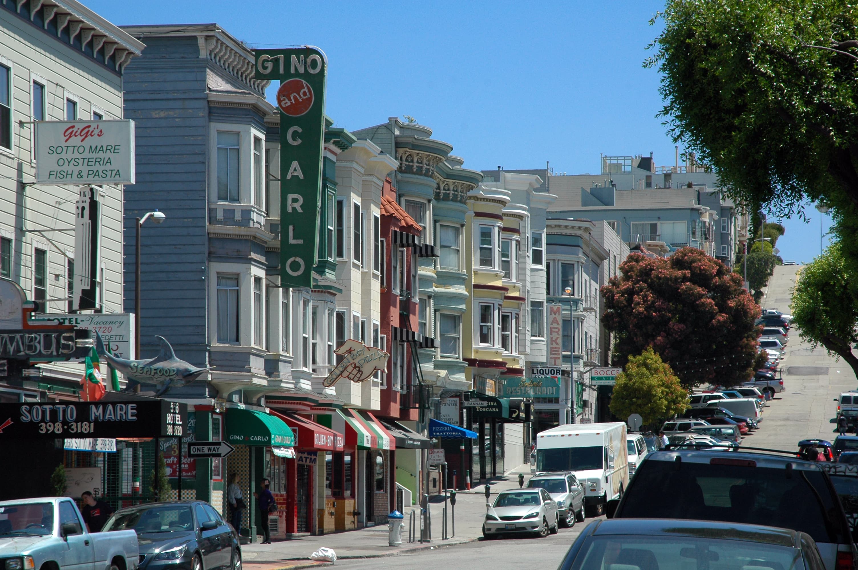 Italian shops and restaurants on Green Street in North Beach, San Francisco
